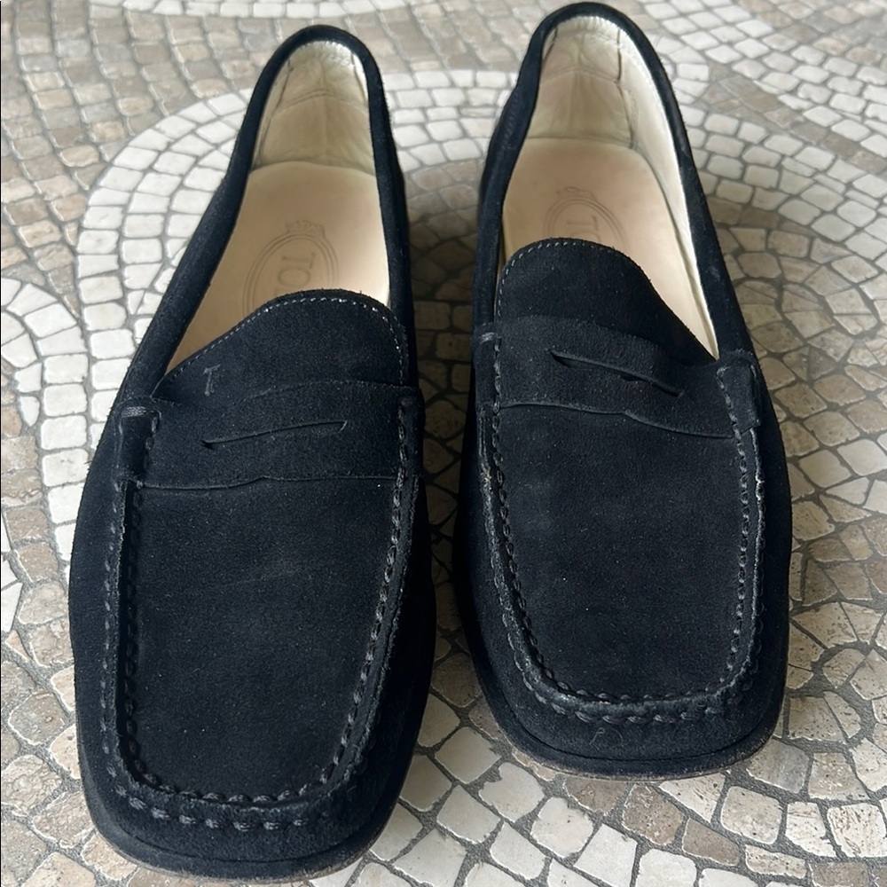 Womans Black Suede Loafers